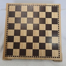 Bandeja levantada vintage de madeira quadriculada com pés marrom fora do balcão  comprar usado Bandeja levantada vintage de madeira quadriculada com pés marrom fora do balcão  comprar usado  Enviando para Brazil