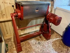 Impastatrice per carne usato  Lizzano in Belvedere