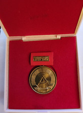 Medaille verdienste ddr gebraucht kaufen  Leipzig