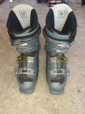 Salomon women ski for sale  LEWES