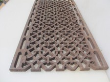 Usado, Grelha de piso de ferro vitoriana ventilação dreno antigo igreja antiga 24"x12" comprar usado  Enviando para Brazil