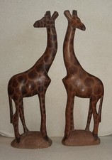 Coppia giraffe intagliate usato  Gorgonzola