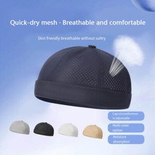 Large brimless hat d'occasion  Expédié en Belgium