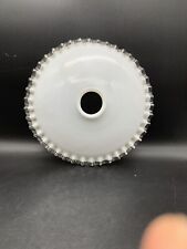 White opaline serrated d'occasion  Expédié en Belgium