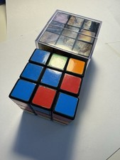 Rubik cube louvre d'occasion  Expédié en Belgium