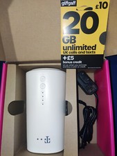 Roteador de banda larga móvel desbloqueado Huawei GigaCube B528s-23a 4G WiFi 2.4,5Ghz comprar usado  Enviando para Brazil