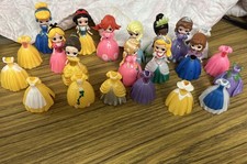 Magiclip princesa Disney? Lote de 11 bonecas e 22 vestidos Elsa e mais, usado comprar usado  Enviando para Brazil