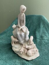 Lladro. girl sitting for sale  Merced