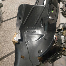 Parasassi int. passaruota usato Parasassi int. passaruota usato  Italia