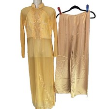 Asian women vietnamese for sale  Winchendon
