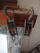 Antiche carrucole con usato  Bologna