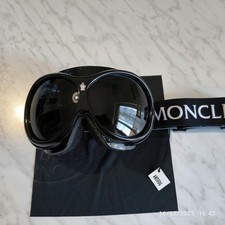 Moncler occhiali mascherina usato  Battipaglia