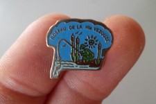 Pin pin badge d'occasion  Expédié en Belgium