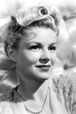 Claire trevor attrice usato  Civitanova Marche