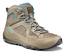Chaussures trekking femme d'occasion  Expédié en France