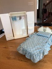 Guarda-roupa e cama vintage de boneca Sindy Pedigree da década de 1980 com roupa de cama comprar usado  Enviando para Brazil