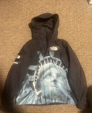 Brand new supreme for sale  Brooklyn