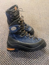 Garmont mountaineering boots for sale  ABERDEEN