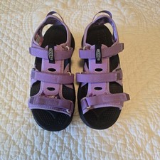 Woman sandals keen for sale  Martinez