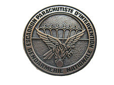 Ancien insigne gend. d'occasion  Saint-Mamert-du-Gard