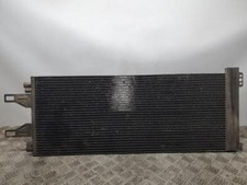 D8169005 condensatore radiator usato  Ferrara