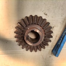Ersatzteil kegelrad zahnrad gebraucht kaufen Ersatzteil kegelrad zahnrad gebraucht kaufen  Hoogstede