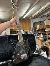 Guitarra elétrica Ibanez GIO preta 6 cordas com estojo comprar usado  Enviando para Brazil