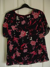 Ladies floral suit for sale  BIRMINGHAM