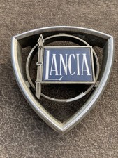 Placca fregio lancia usato Placca fregio lancia usato  Viu