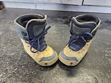 Kid burton snowboard for sale  Stow