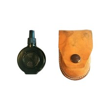 Garrafa de óleo e bolsa de couro do Exército Popular Iugoslavo SKS comprar usado  Enviando para Brazil