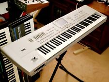 Must see korg for sale  Englewood