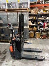 2024 toyota pallet for sale  Tampa