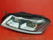 Volkswagen passat headlight for sale  THAME
