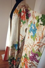 Kimono meraviglioso furisode usato  Porto San Giorgio
