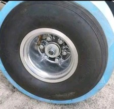 10in. 11inch tire d'occasion  Expédié en Belgium