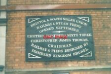 Usado, FOTO 1994 PLACA DE HOMENAGEM A BRISTOL A I K BRUNEL ANEXADA À PAREDE DA GOSMA comprar usado  Enviando para Brazil
