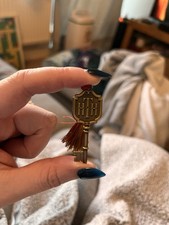 Hth disney pin for sale  GLOUCESTER