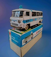 Giocattolo ambulanza latta usato  Ascoli Piceno