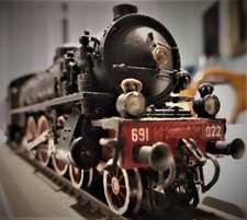 Rivarossi 1118 locomotiva usato  Torino