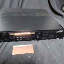 Korg m1r rackmount d'occasion  Expédié en Belgium
