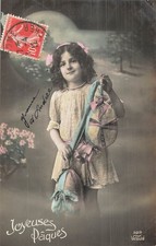 Paques petite fille d'occasion  Vasles
