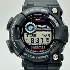 Montre noire solaire d'occasion  Expédié en France
