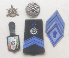 Lot insignes matériel d'occasion  Lorient