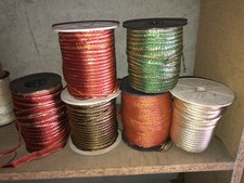Nastro rosso oro usato  Milano