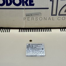 Commodore 128 personal d'occasion  Expédié en Belgium