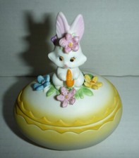 Usado, Caixa de bugigangas vintage Lefton coelho da Páscoa e ovo pintada à mão porcelana comprar usado  Enviando para Brazil