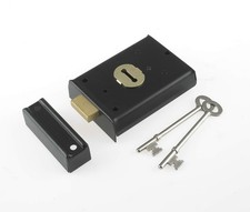Yale locks p402 for sale  UK
