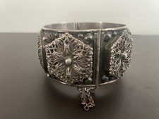 Beau bracelet manchette d'occasion  Enghien-les-Bains
