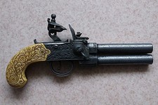 Objet décoration pistolet d'occasion  Bordeaux-